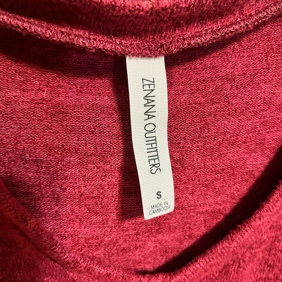 Sweater - Picture 4 of 6